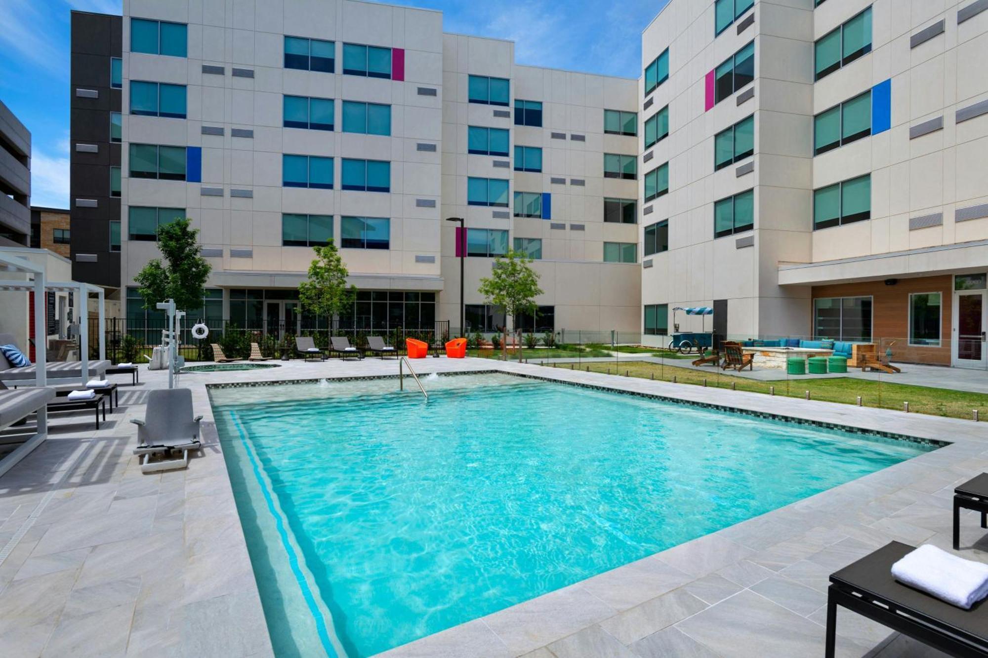 Готель Aloft Austin Southwest Екстер'єр фото