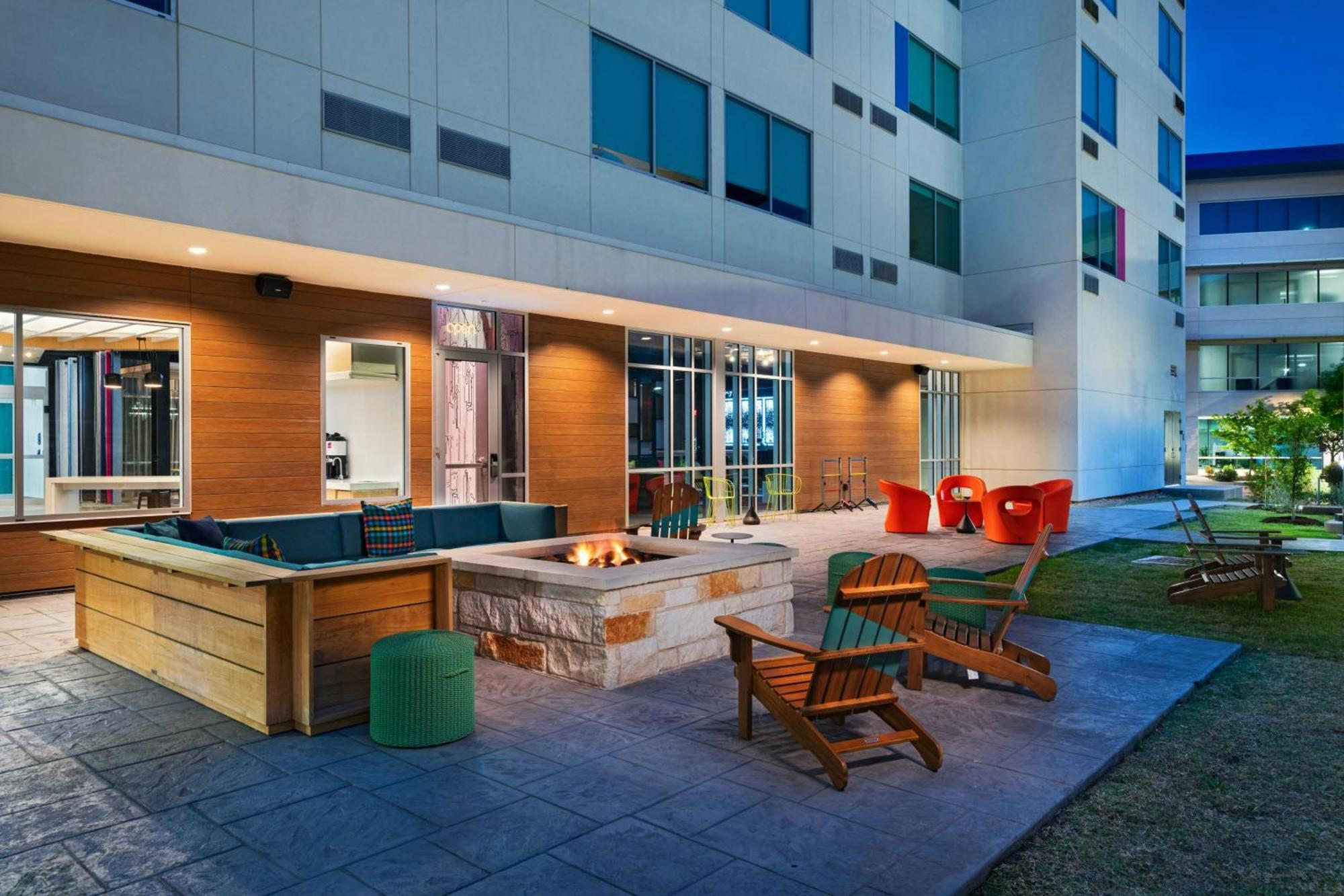 Готель Aloft Austin Southwest Екстер'єр фото